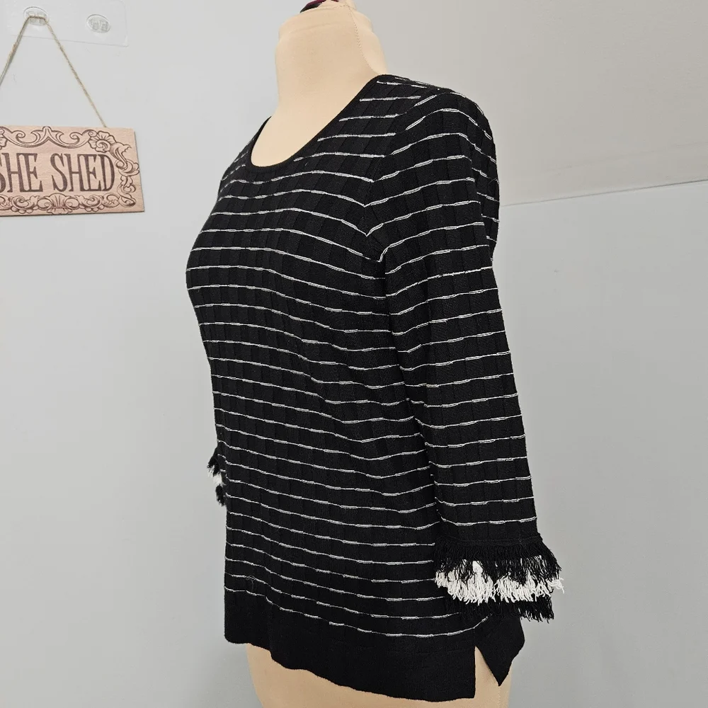 J’envie Black Stripe Knit Top Fringe Cuffs Medium Chic Casual Textured Office‎